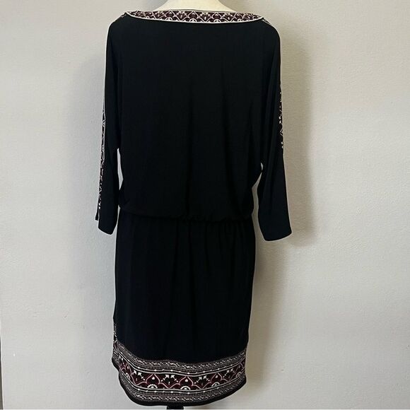 White House Black Market Embroidered Dress M Black Boho 3/4 Sleeve Cold Shoulder - Picture 3 of 6